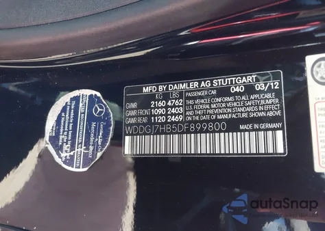 2013 Mercedes-Benz C 63 Amg z USA, uszkodzony, nr VIN WDDGJ7HB5DF899800